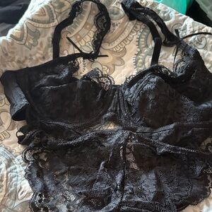SHEIN Black Lace Bra Set